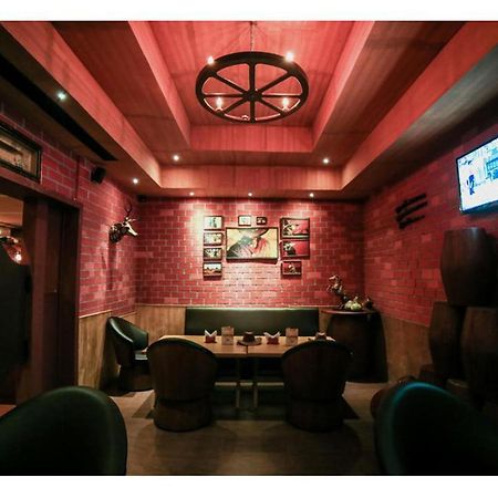 Poppys Hotel Madurai Extérieur photo