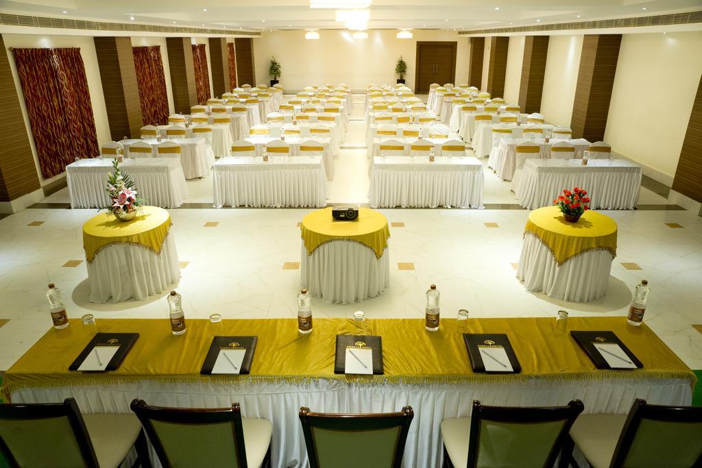 Poppys Hotel Madurai Extérieur photo