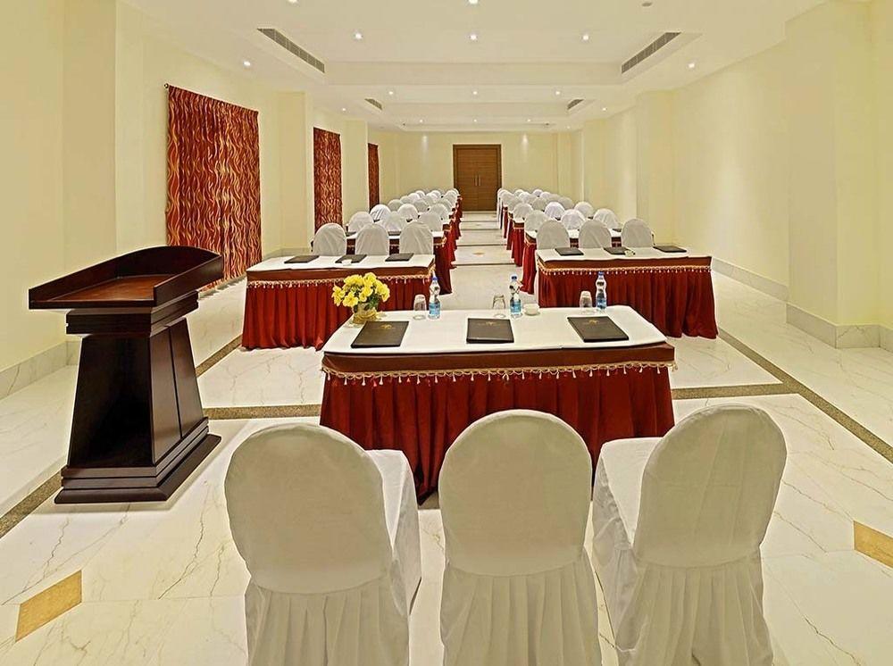 Poppys Hotel Madurai Extérieur photo