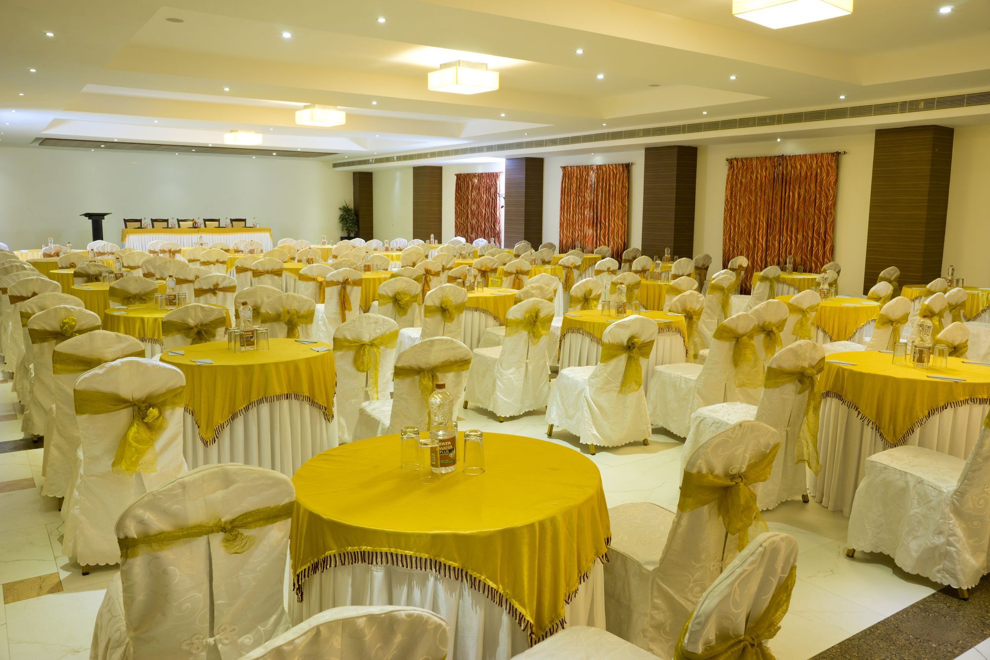 Poppys Hotel Madurai Extérieur photo