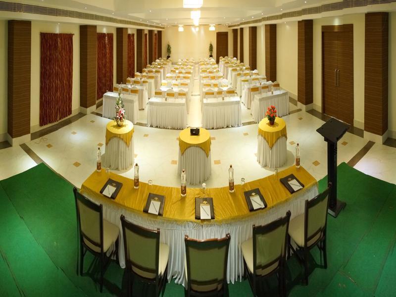 Poppys Hotel Madurai Extérieur photo