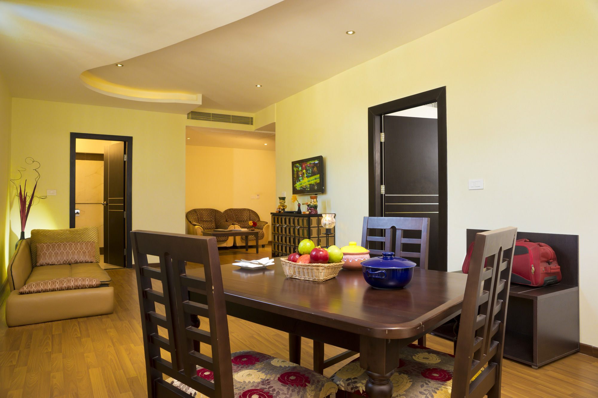 Poppys Hotel Madurai Extérieur photo