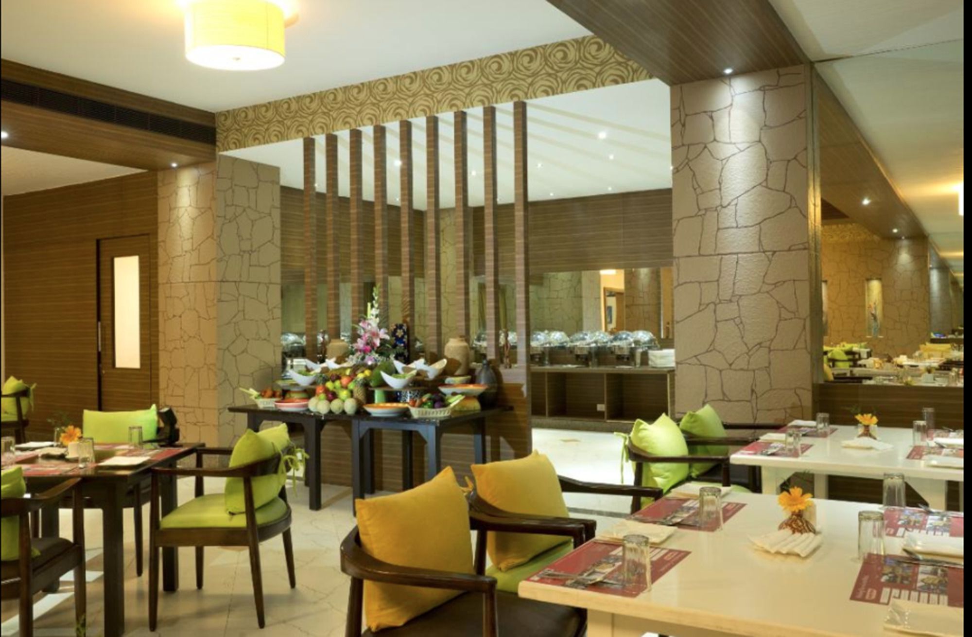 Poppys Hotel Madurai Extérieur photo
